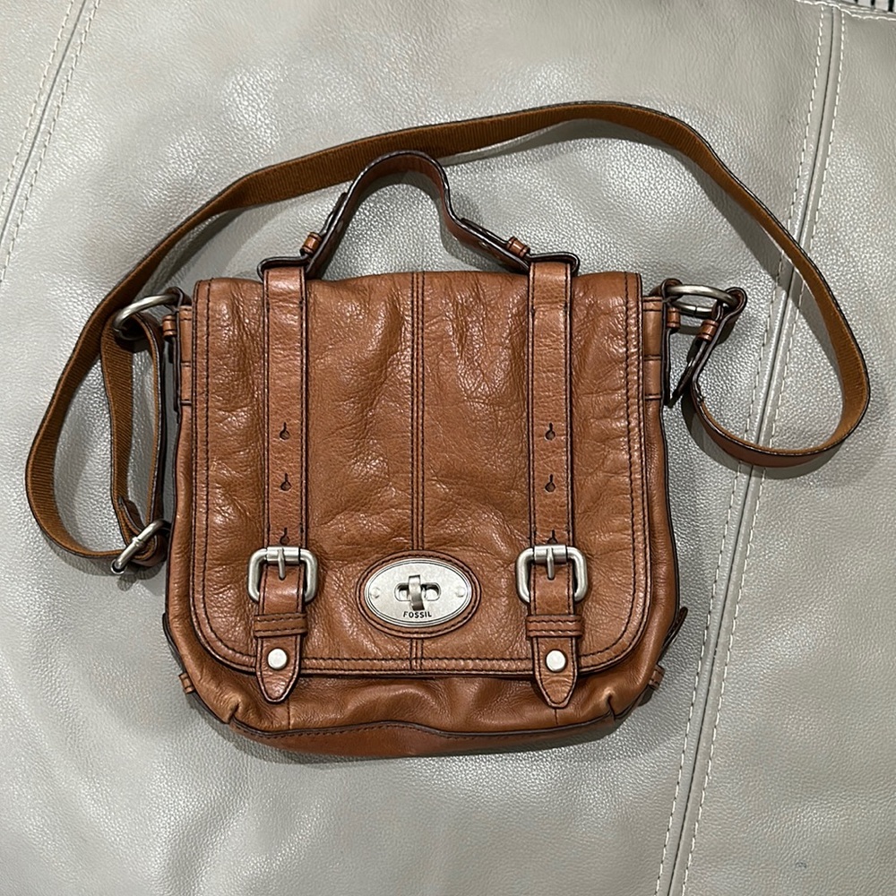 Leather fossil crossbody
